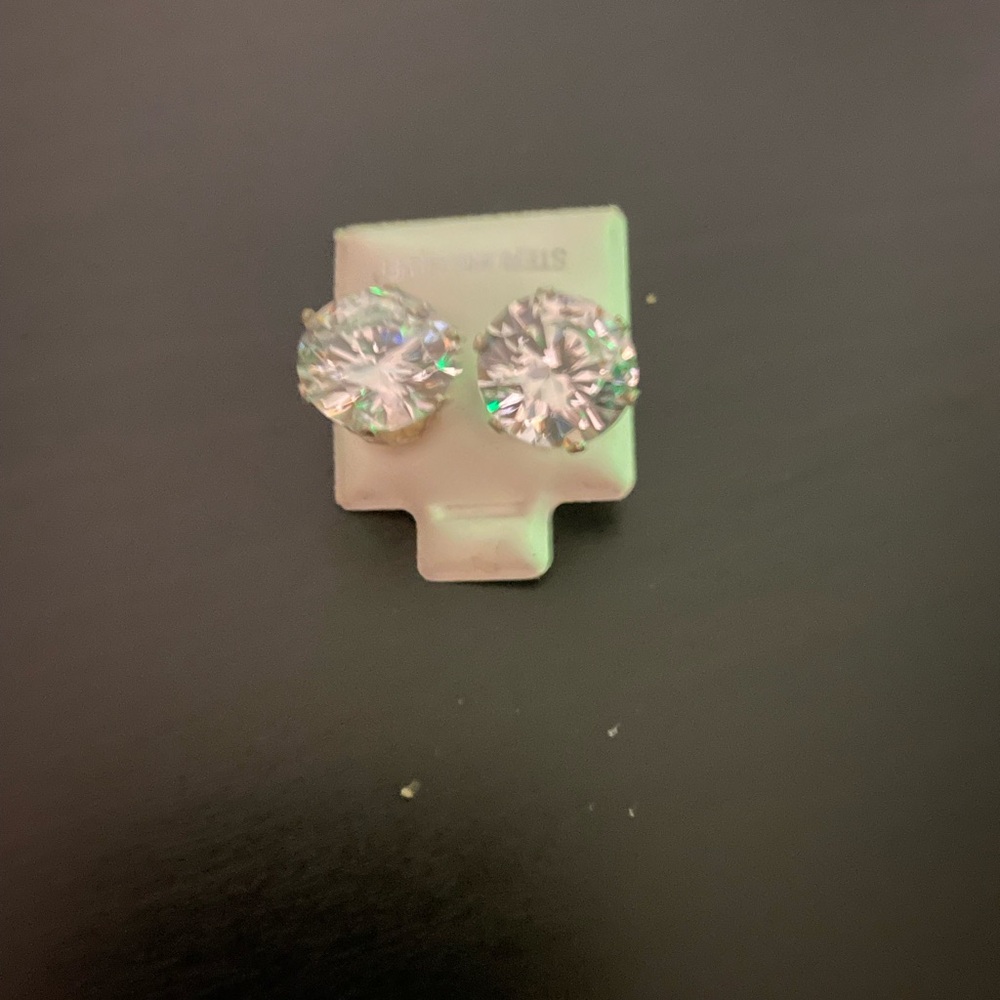 Silver cz stud earrings